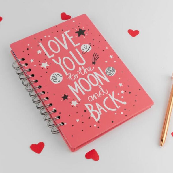 Agendas y cuadernos «De aquí a la Luna» · Andariega Store 2021